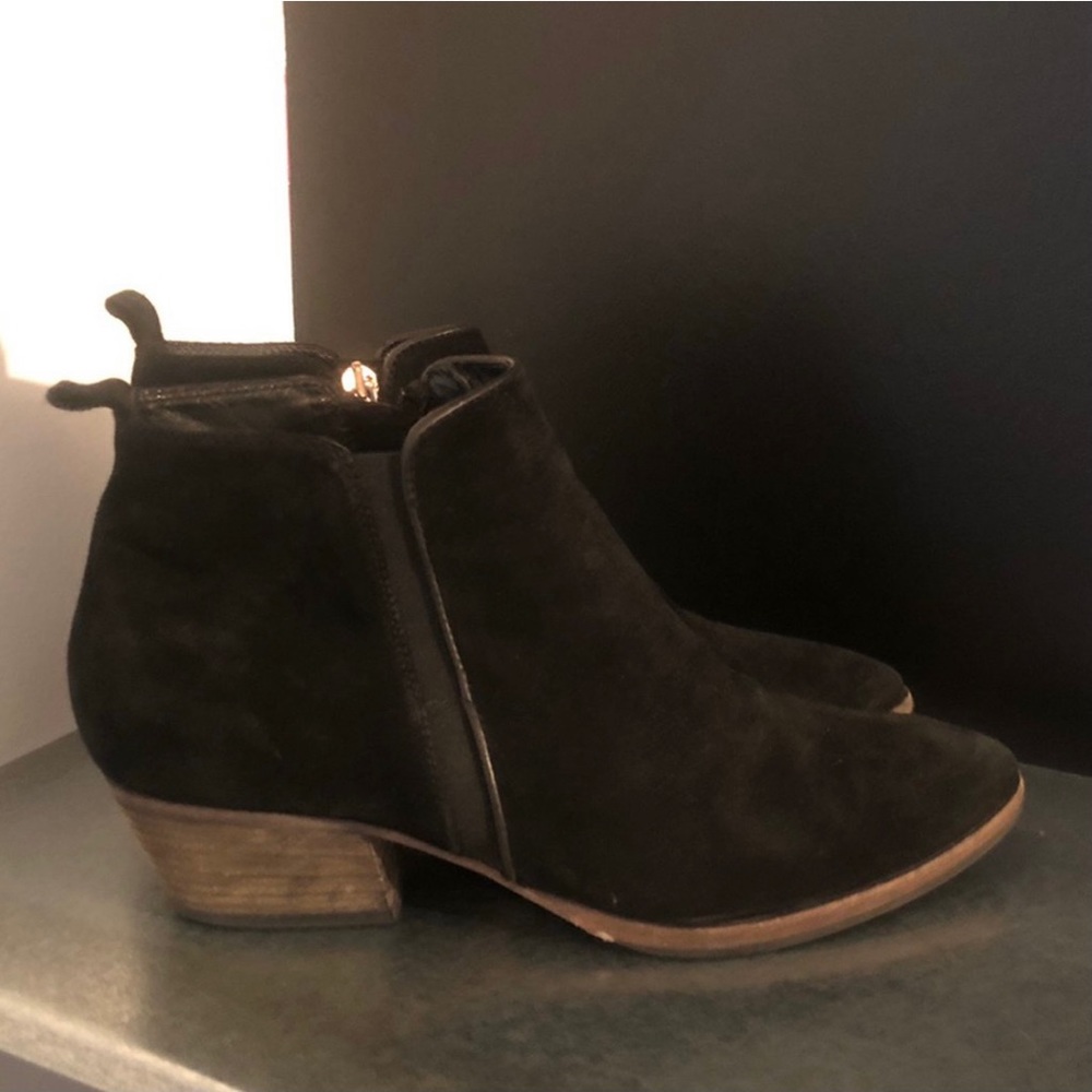 Aquatalia black ankle boots